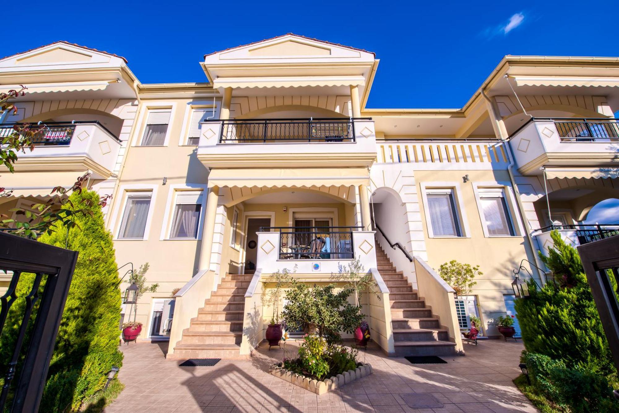 Mandani Villa Luxury Apartments Лименас Екстериор снимка