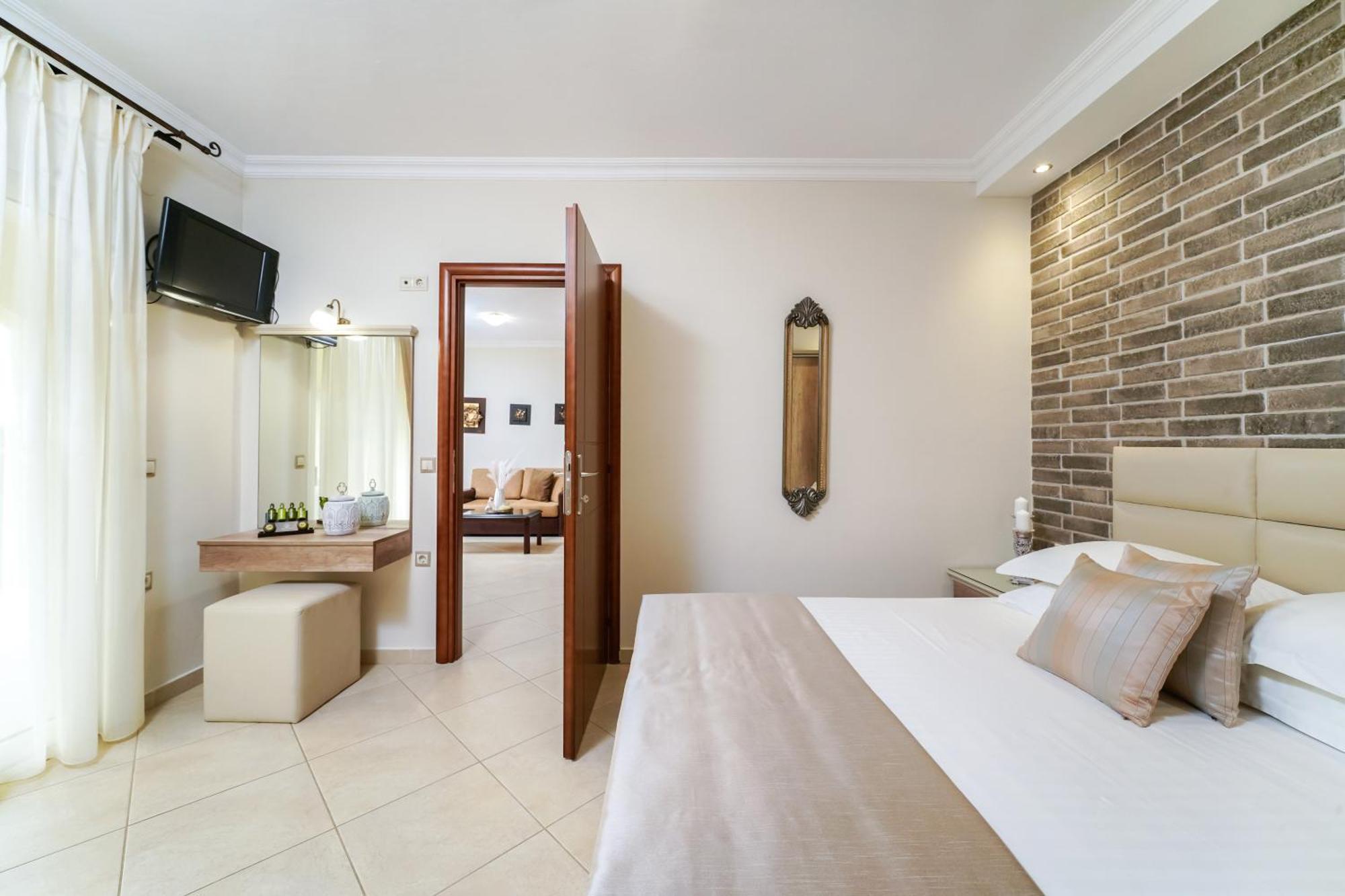 Mandani Villa Luxury Apartments Лименас Екстериор снимка